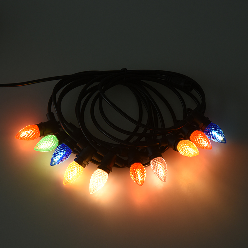 C7 strawberry light E12 screw base na may kulay na 0.5W integrated string light