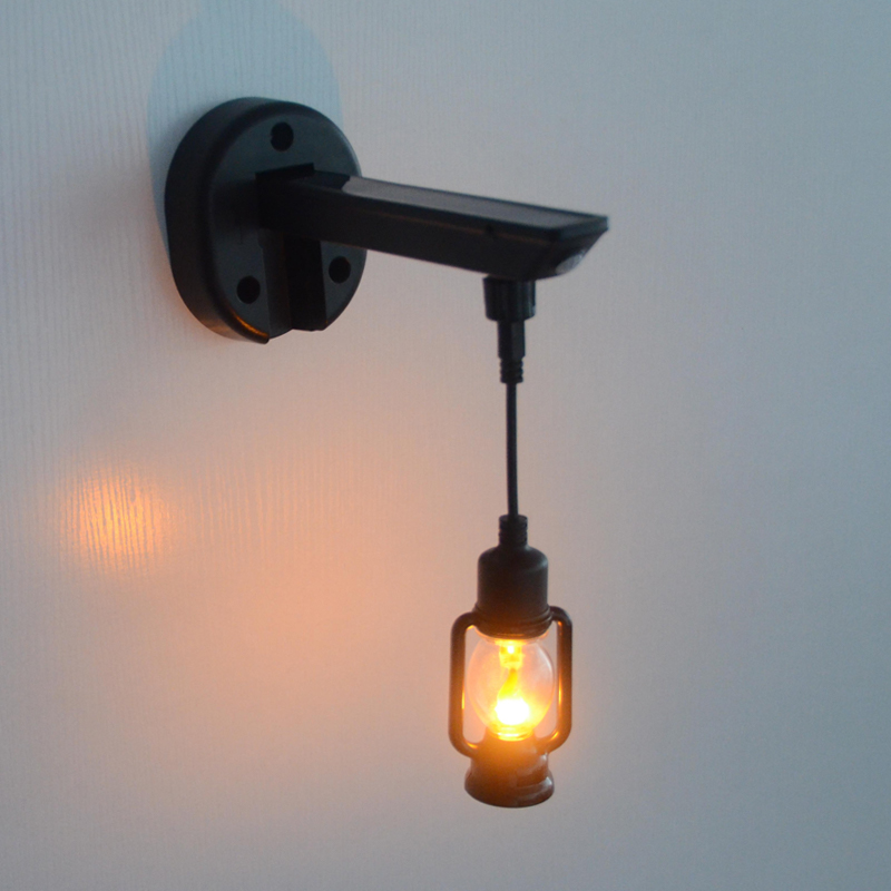 Vintage na kerosene lamp style solar wall light (effect ng apoy)